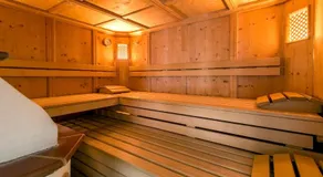 Hotel Garni Chasa Nova - Image 5