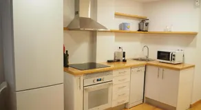 Apartament modern a Girona centre, parking gratis - Image 3
