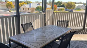 Inglewood Hotel - Image 3