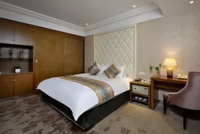 Nanjing Grand Dajiao Hotel - Image 5