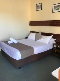 Bayview Motel - Image 3