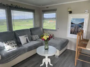 Family and pet friendly farm stay - Image 2