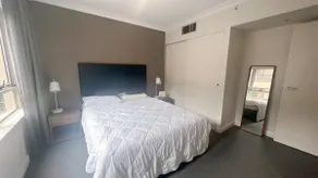 Hotel styling entire one bedroom - Image 3