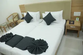 Hotel Anjali Park - Image 2