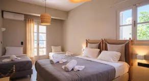 Paradise Hotel - Image 2
