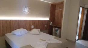 Soberano Plaza Hotel - Image 2