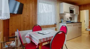 Studio con sauna, barbecue e piscina - Image 2
