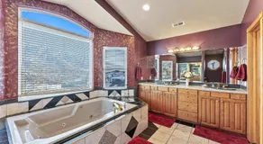 Mountain View Mansion - Image 4