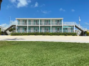 Cabins at Bonefish Bay - Image 1