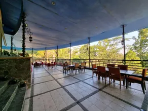 High Livin Apartment Dago - Image 2