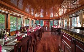 Cozy Bay Cruise - Image 3