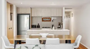 Central Fremantle 2 Bedroom - Walk to Shops and Beach - Image 5