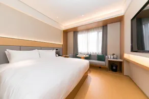 JI Hotel Shanghai Xujiahui - Image 2