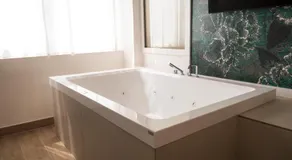 Monumental Luxury Rooms - Image 3