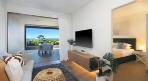 Lennox Holiday Apartments - Image 2