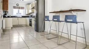 Emerald En-suite in Derby - Image 4