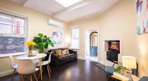 Water front - KING 3 Bedroom The Rocks Sydney 14 - Image 3