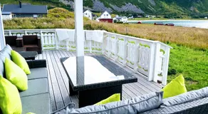 BanPim Beachside Lofoten - Image 2