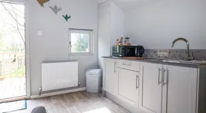 Duck Lodge - Image 3