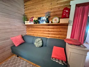 Cottage Tuunaantupa with sauna and fireplace - Image 4