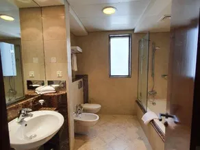 Vision Hotel Apartments Deluxe - Image 5