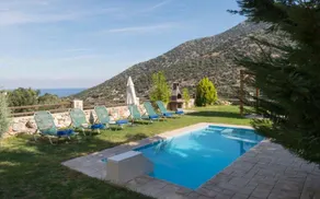 VILLA UPHORIA  with private pool and garden - Image 3