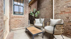 Amazing 2BR Apartment Near Barangaroo - Image 3