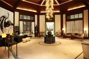 Yanoda Rainforest No.1 Hotel - Image 2
