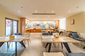Hanting Hotel Jinan West Bus Terminal - Image 2