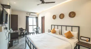 Amber Rooms - Image 2