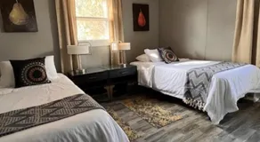 Entire 2BR Home - 15 Min to Downtown & Parks - Image 5