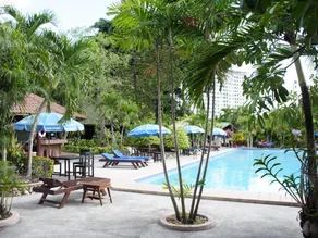 Palm Garden Hotel - Image 2
