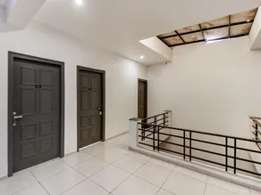 Townhouse South City 2 Sector 49 Gurgaon - Image 5