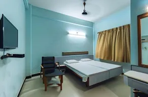 Hotel Mamata - Image 2