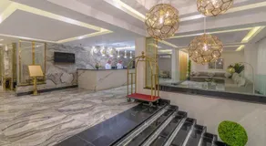 South Hotel Suites - Image 3