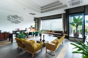 S 2 Modern Boutique Hotel - Image 2
