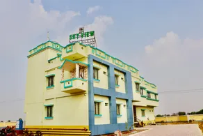 Sky View Guest House & Restaurant - Image 2