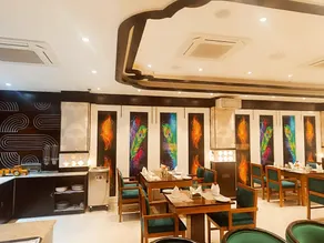 The Emerald Hotel & Siya Milan Banquets - Image 5
