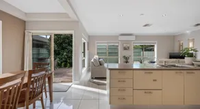Annie's Hideaway - Image 3