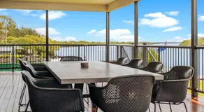 Pumicestone Paradise, Waterfront, sleeps 10, Meldale - Image 4