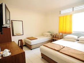 Hotel Sumber Waras - Image 2