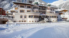 Hotel Schlosshof - Image 4