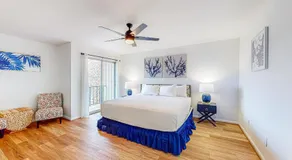 Updated townhome with grassy yard grill open layout W&D & AC - Image 2