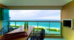 Apartamento em condomínio HOME CLUB, ar-condicionado, cozinha completa, PISCINA e JACUZZI aquecida, SAUNA, ACADEMIA, quadra de esportes playground infantil, salão de jogos a 40m da PRAIA e 15min do Beto Carreiro - Image 3