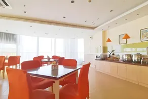 Home Inn Neo Shenzhen Buji Metro Station - Image 2