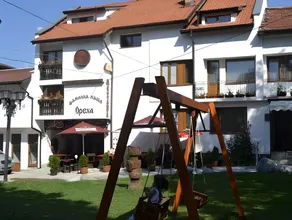 Family House Oreha - Image 4
