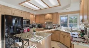 Entire Private Home with 5 Bedrooms 4 Bathrooms, 3-Acres Estate, 3000 sqft, near Winery in Fallbrook, Available Now - Image 5