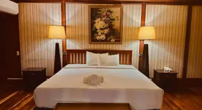 Southern Cross Hotel - Image 5