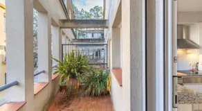 Banyoles House - Image 4