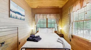 The Cozy Cabin on Lake Gaston - Image 2